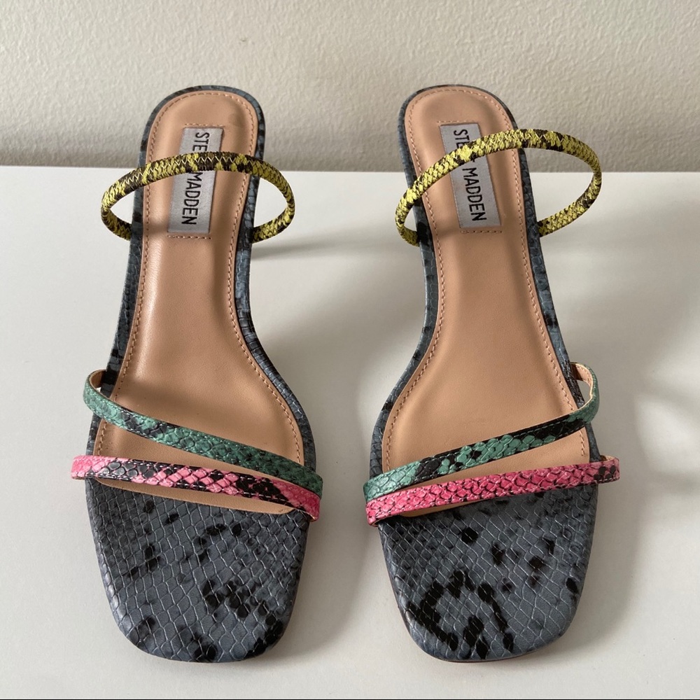 Kitten heels